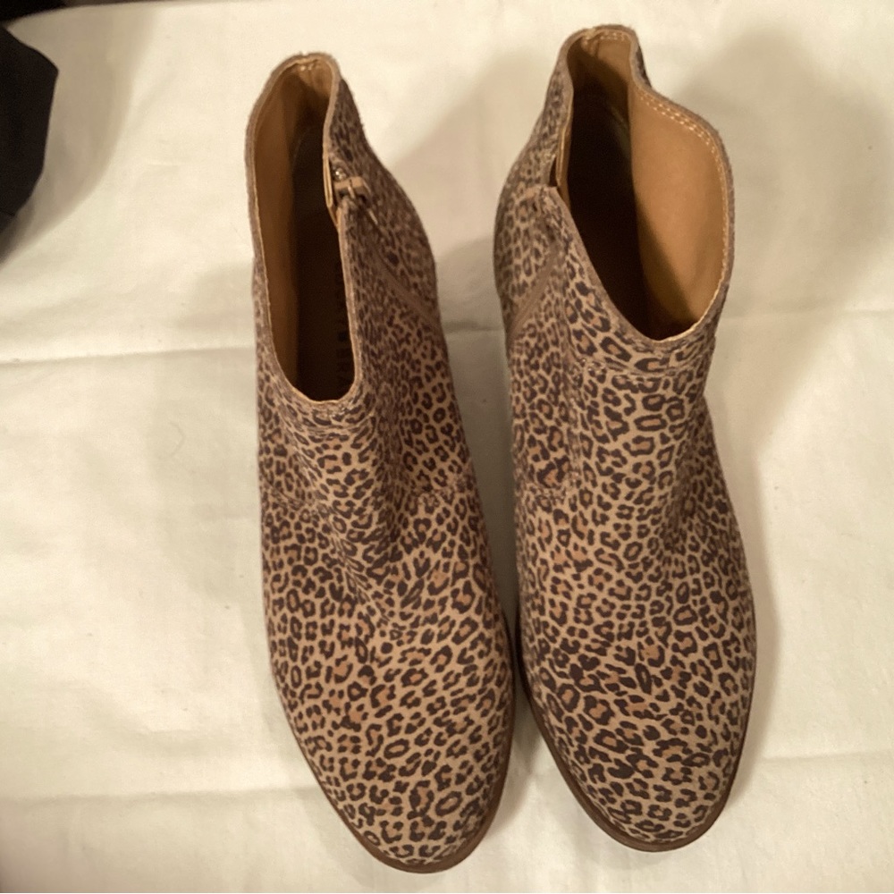 Lucky Brand Animal Print Bootie size 8w?Bootie cheetah